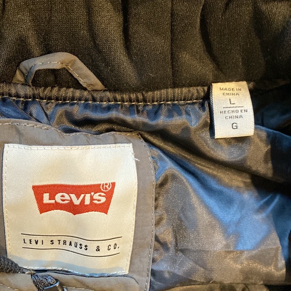Levi’s Large Water Resistant Lightweight Hooded Jacket New Zip up Coat D34 - Picture 4 of 16